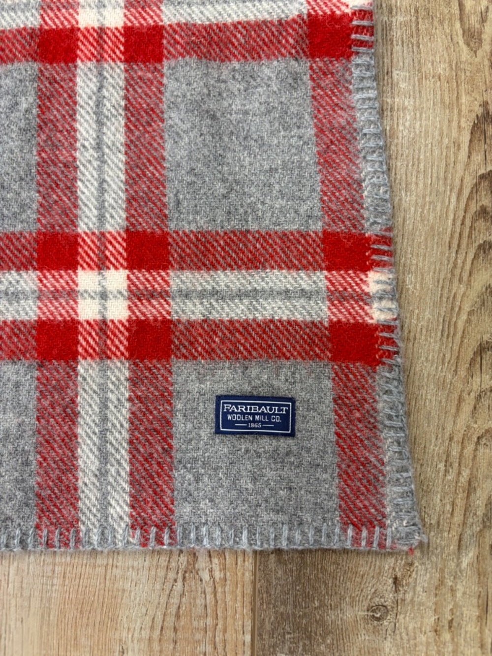 Faribault Woolen Mills Blanket - Picture 2 of 4